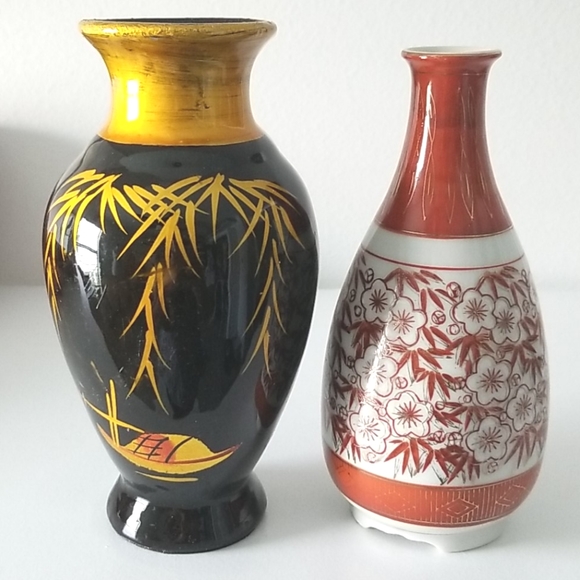 Bundle of two Oriental painted Small Vases. - Picture 2 of 7